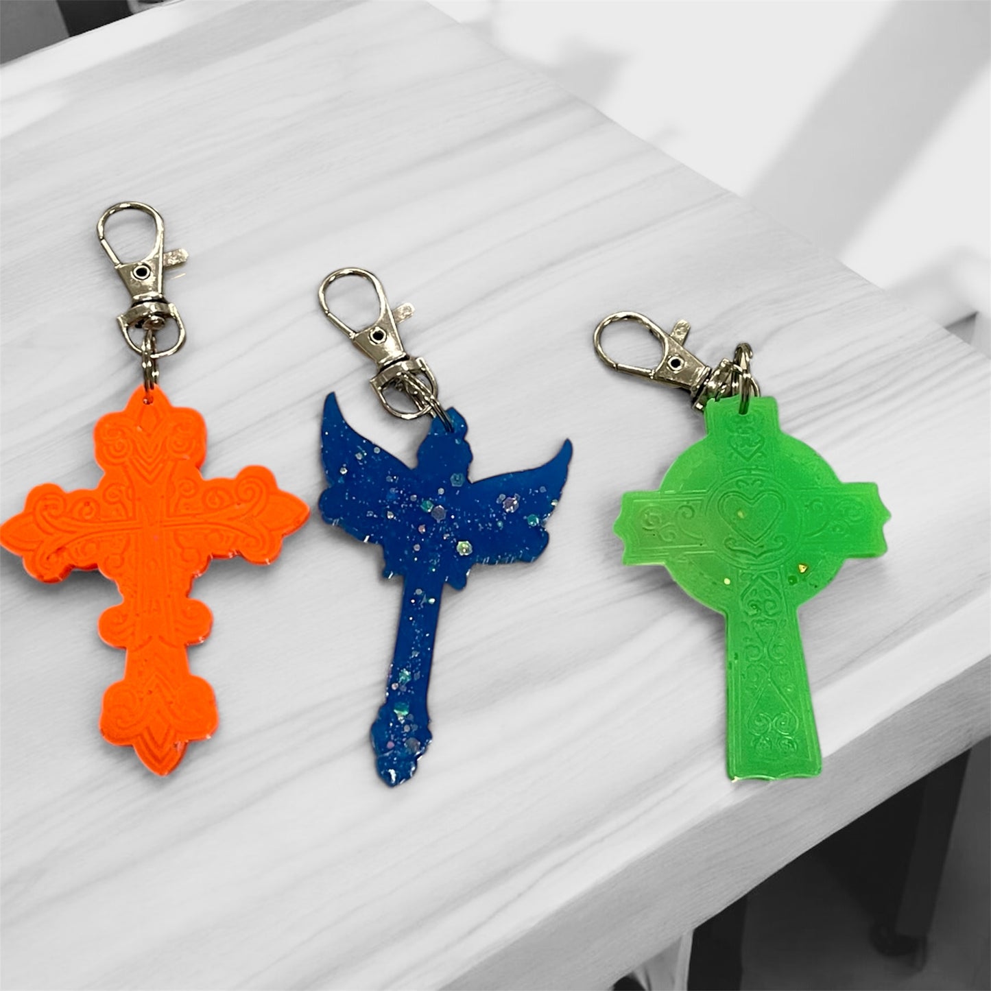 Handmade Glow in the Dark Cross Keychain | Faith Hope Love Resin Cross | Christian Gift | Religious Jewelry | Luminous Prayer Keychain