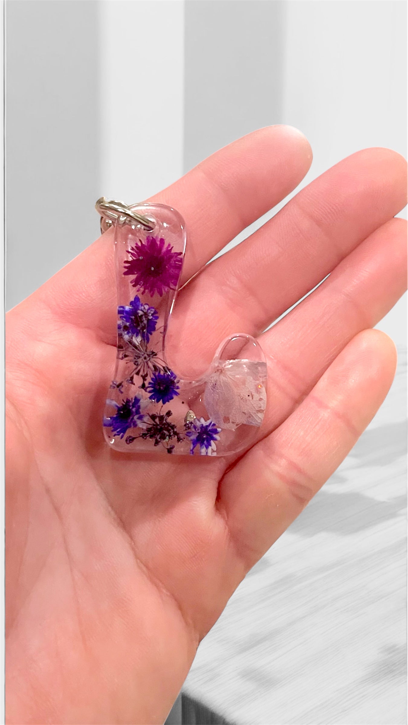 Resin Initial Keychains-Creations By Robin 