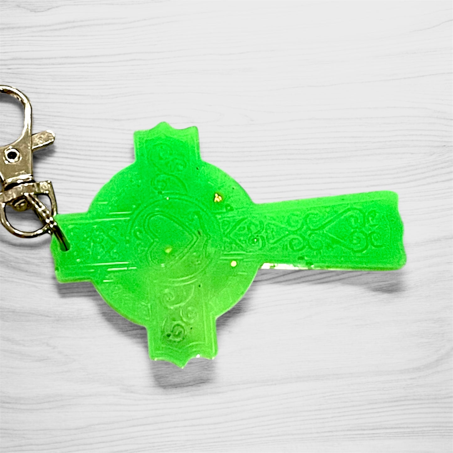 Handmade Glow in the Dark Cross Keychain | Faith Hope Love Resin Cross | Christian Gift | Religious Jewelry | Luminous Prayer Keychain